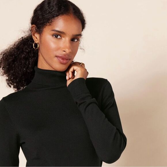 Amazon Essentials Black Turtleneck Sweater (974) - Picture 4 of 7
